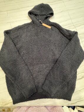 SKIMS Plush Hooded Loungewear Sweater in Charcoal with pockets